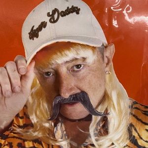 Meet your Posher, Chris